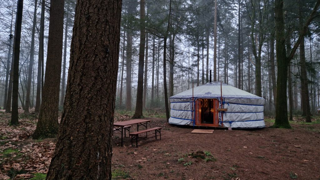 Winterkamperen in Winterwoods in Drenthe